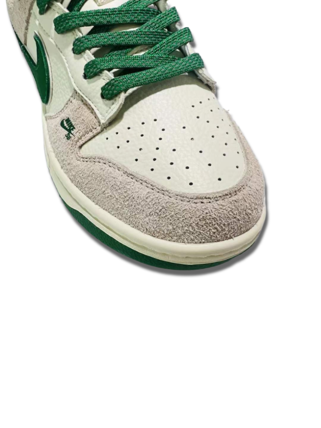 Nike SB Dunk Low “Faith