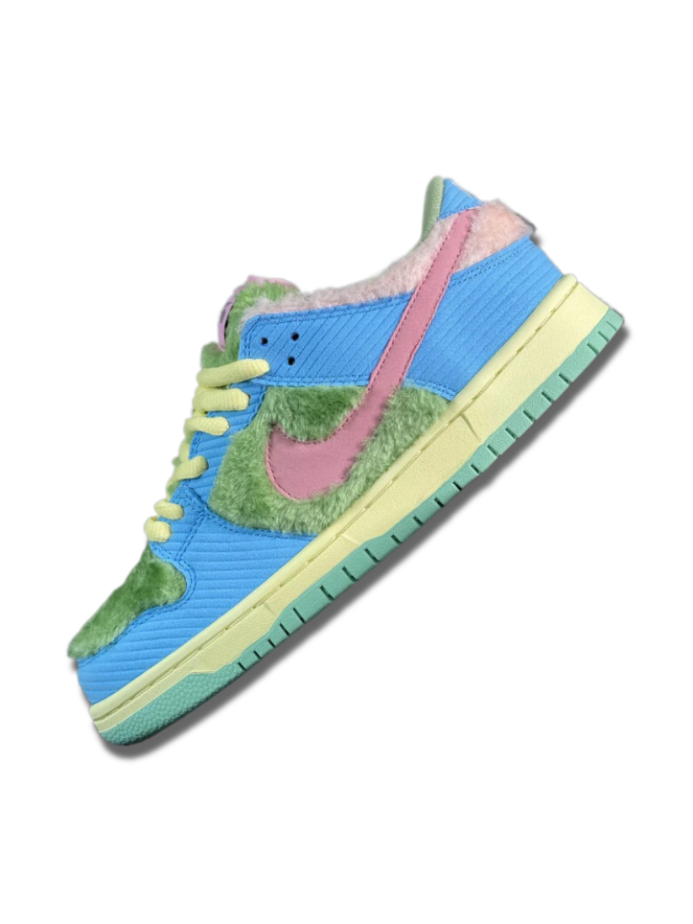 VELUXE Nike SB Dunk