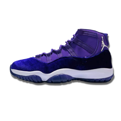 Air Jordan 11 Retro in Purple
