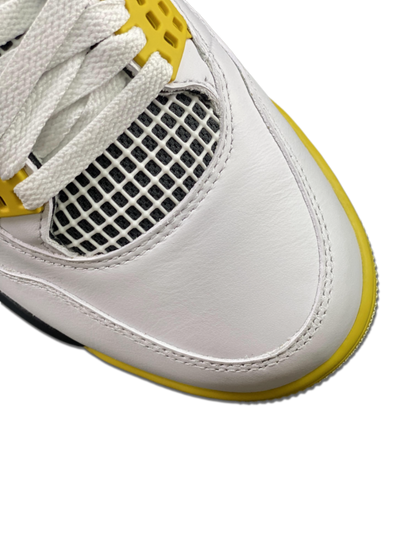 Air Jordan 4 Retro “White Thunder
