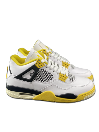 Air Jordan 4 Retro “White Thunder