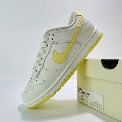 Nike SB Dunk Beige